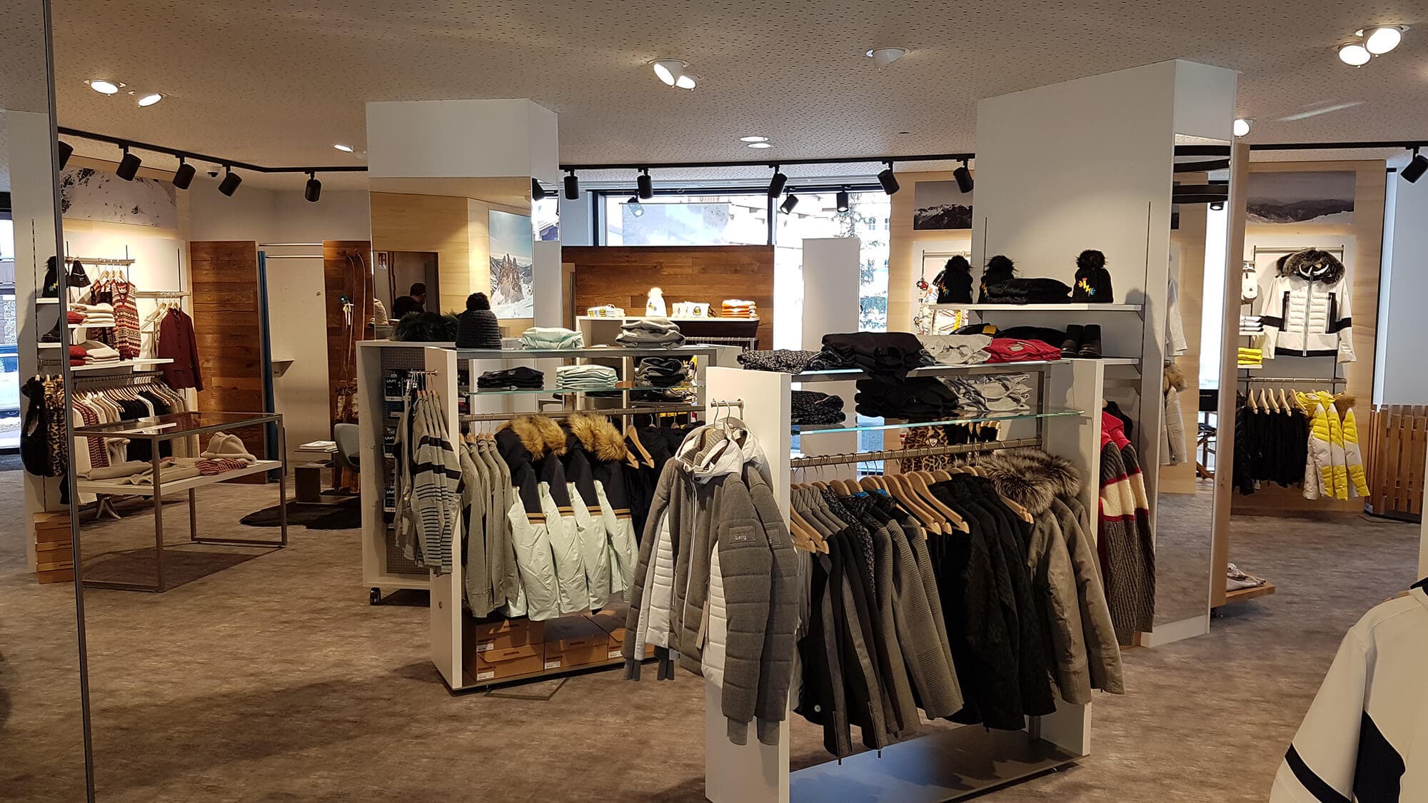 Nenner Sport Hintertux Sport Bekleidung