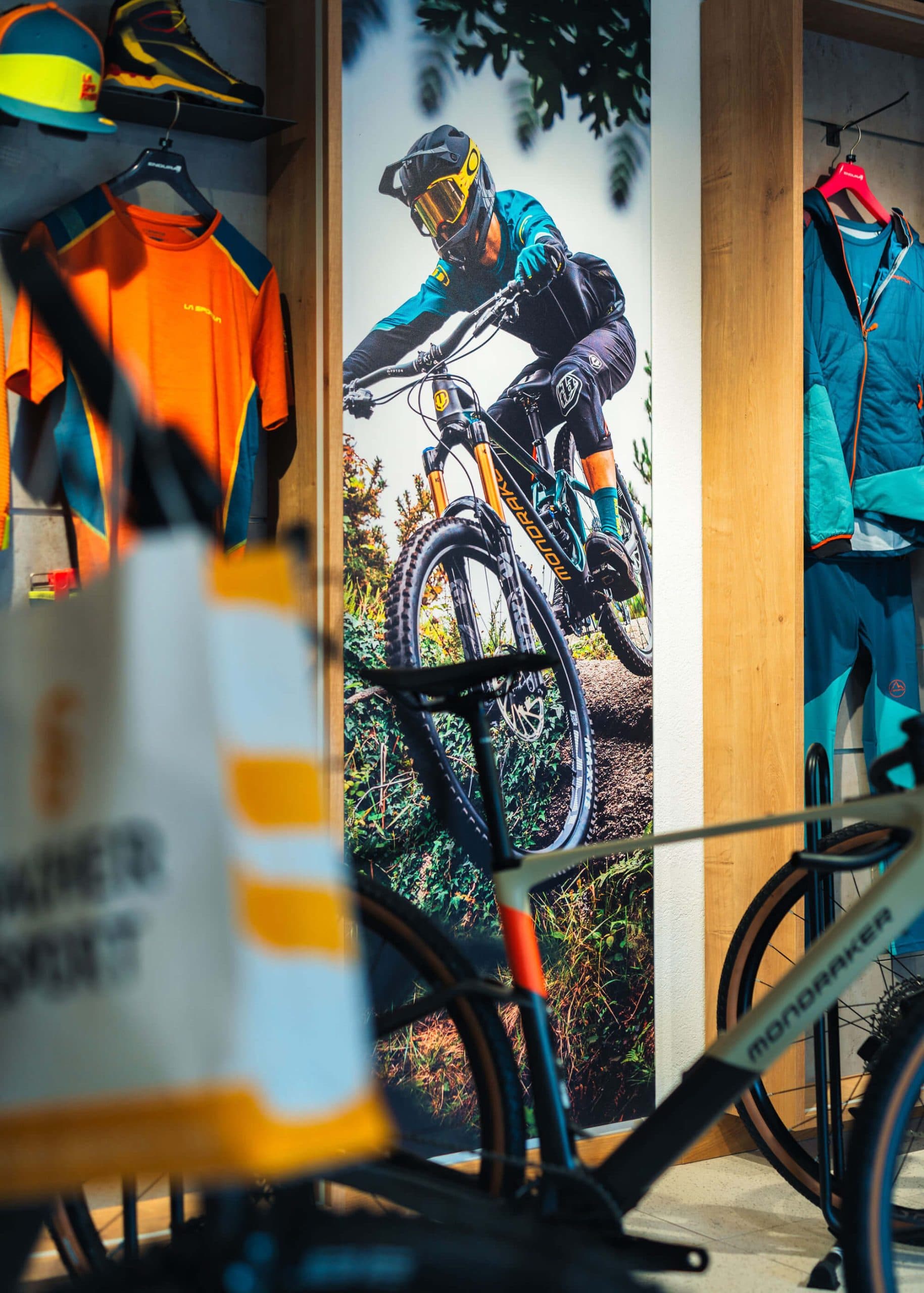 Bacher Sport Pfunds, Fahrrad Sport Bekleidung