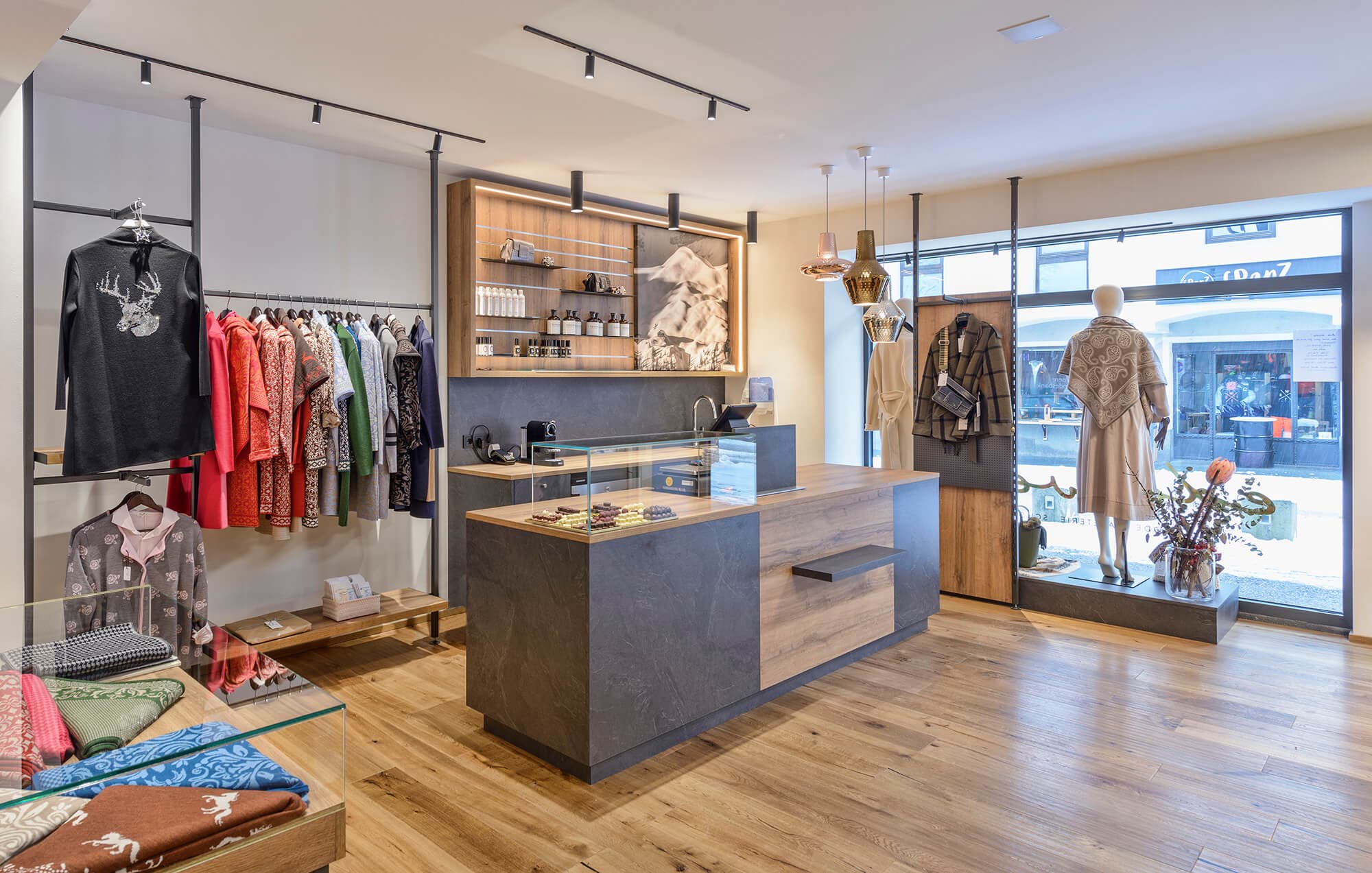 Edelwelt Kitzbühel Mode Bekleidung