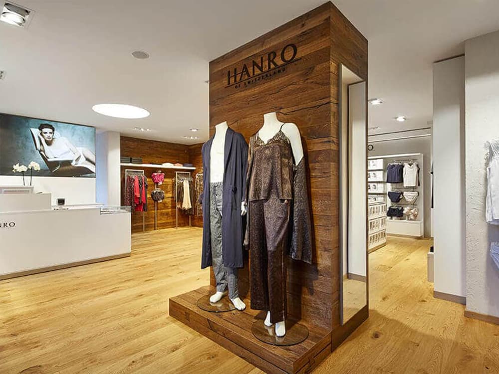 HANRO Gstaad Ladenbau Wäsche