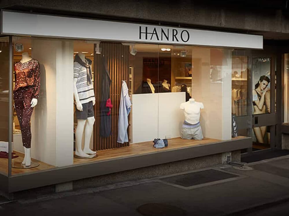 HANRO Gstaad Ladenbau Wäsche