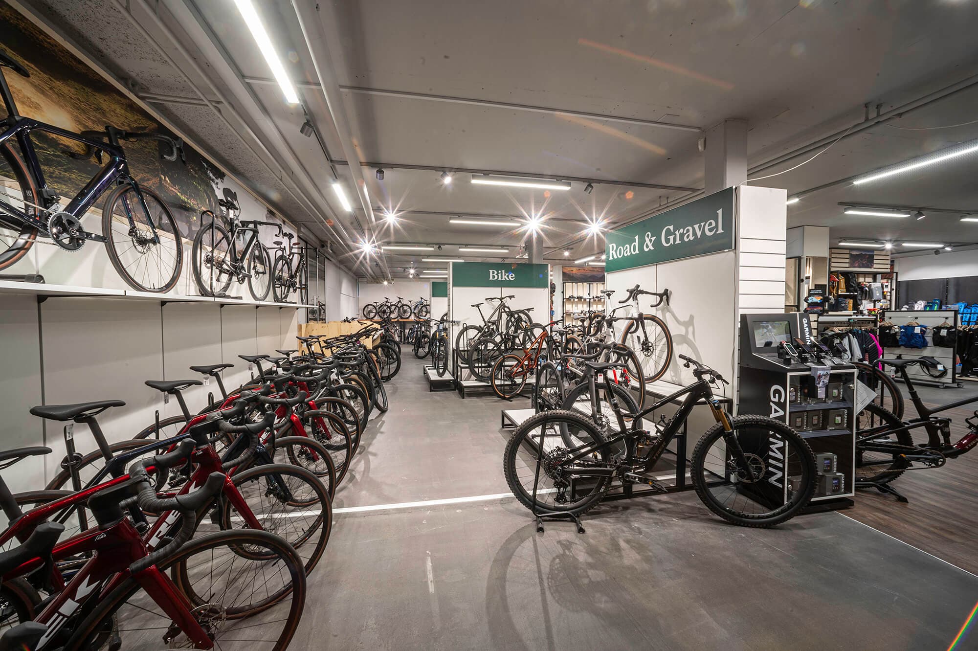 ZUbi Sport St Gallen Sport Bekleidung Schuhe Fahrrad