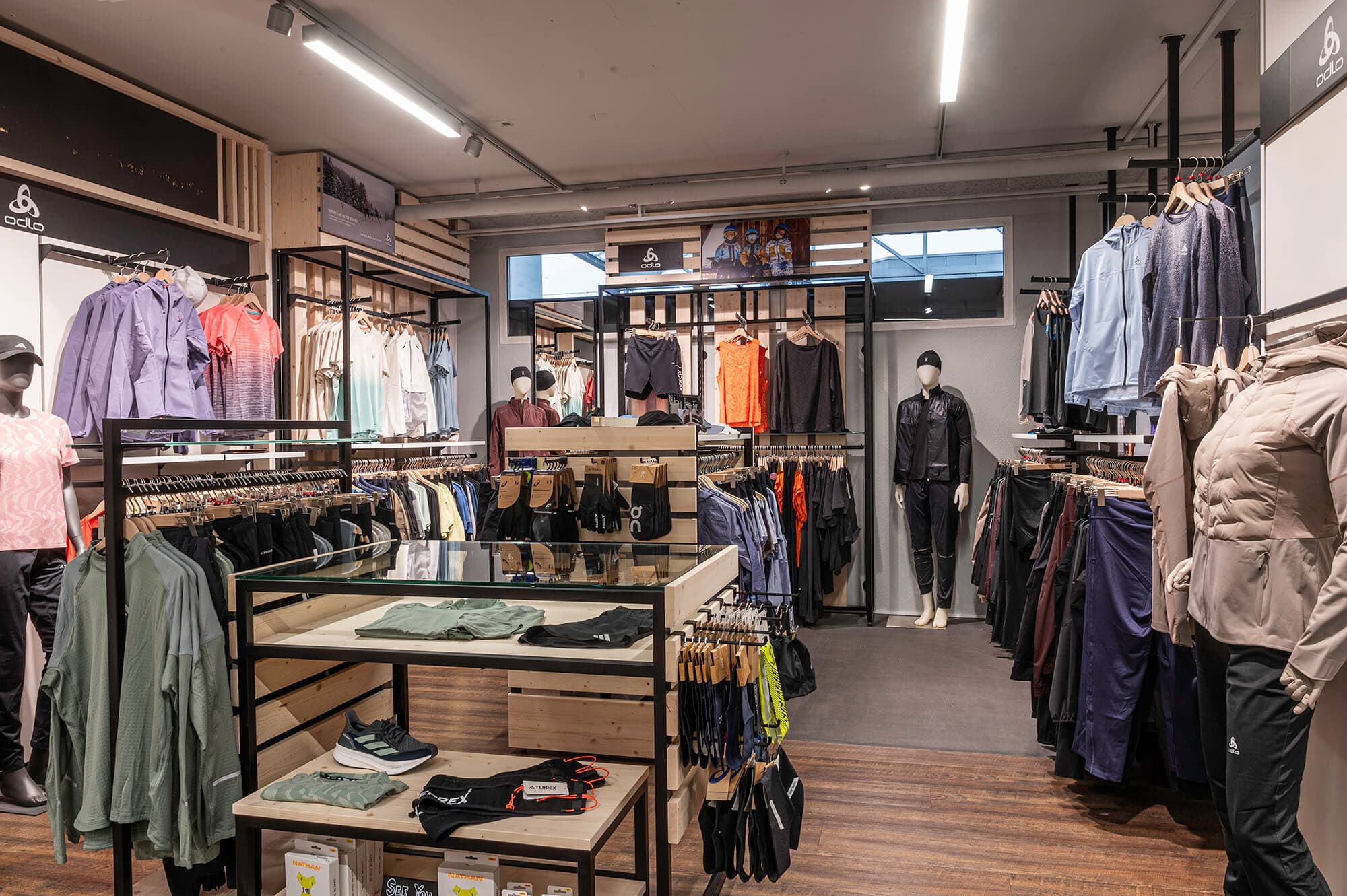 ZUbi Sport St Gallen Sport Bekleidung Schuhe Fahrrad