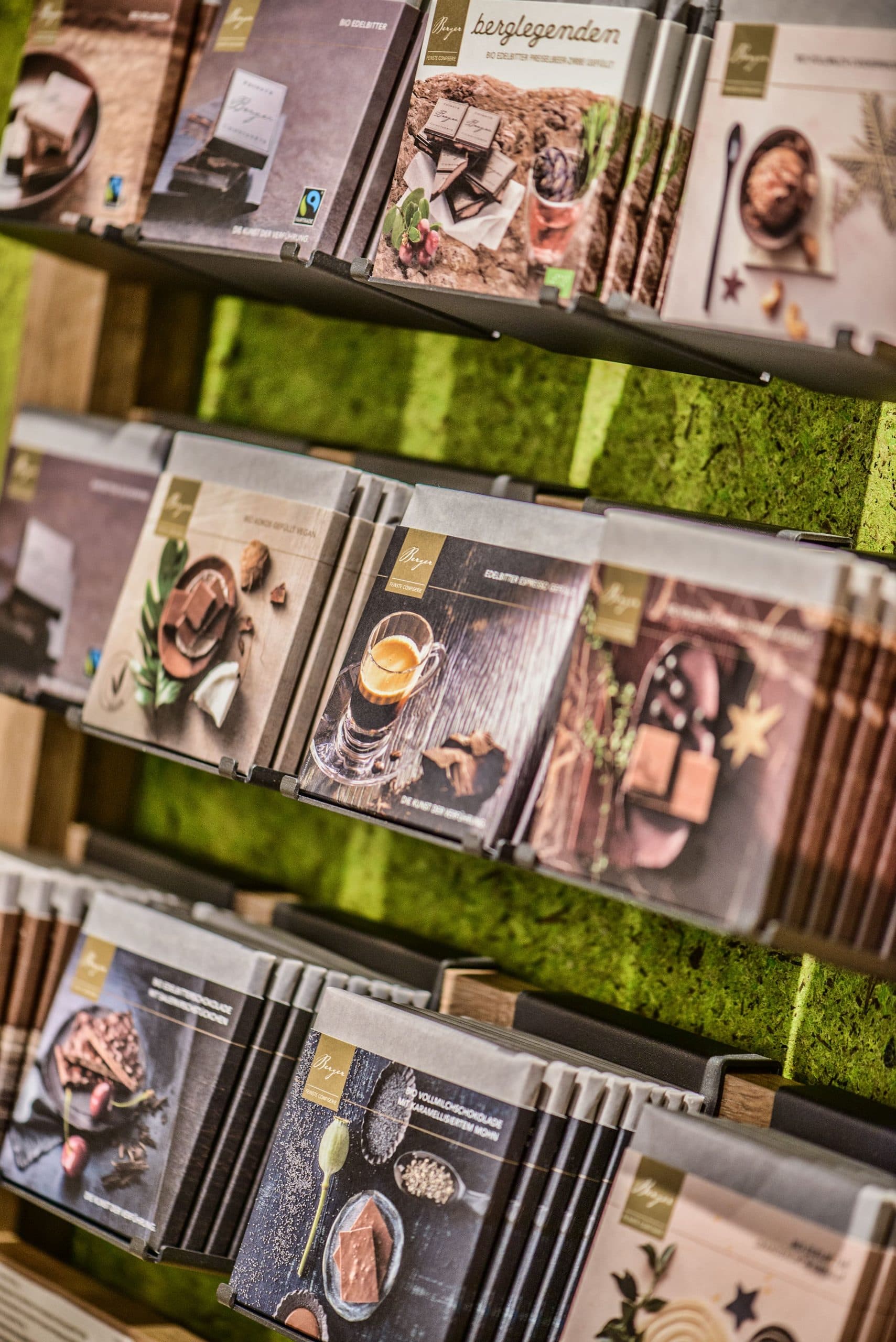 Edelwelt - Mode, Papeterie, Berger Schokolade - Leva Ladenbau