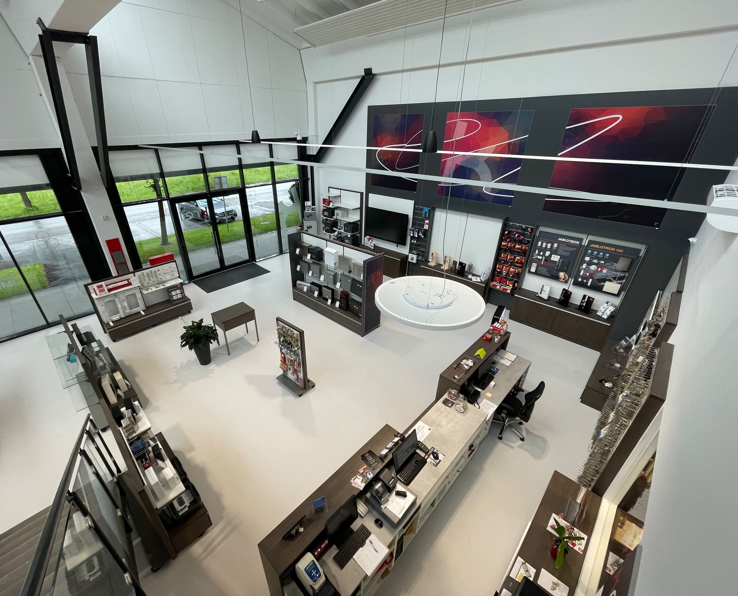 Geschäft Kreil Sicherheitstechnik – Leva Ladenbau