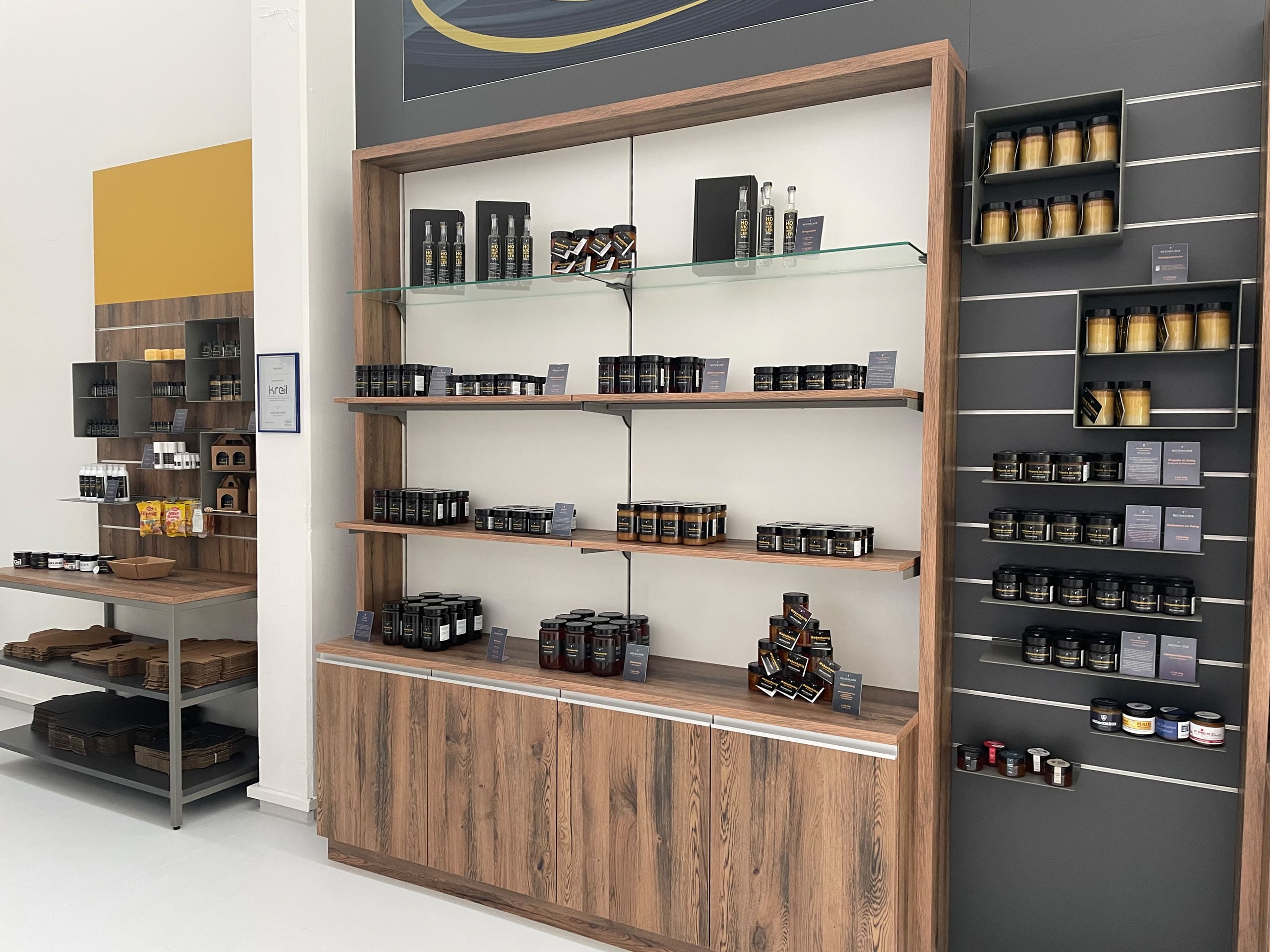 Neuhauser Geschenke – Leva Ladenbau